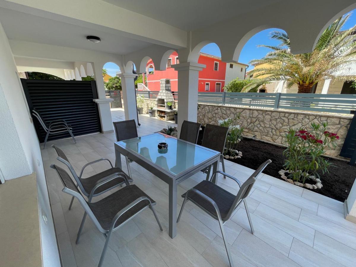 Apartmenthouse Ines Vir Zewnętrze zdjęcie