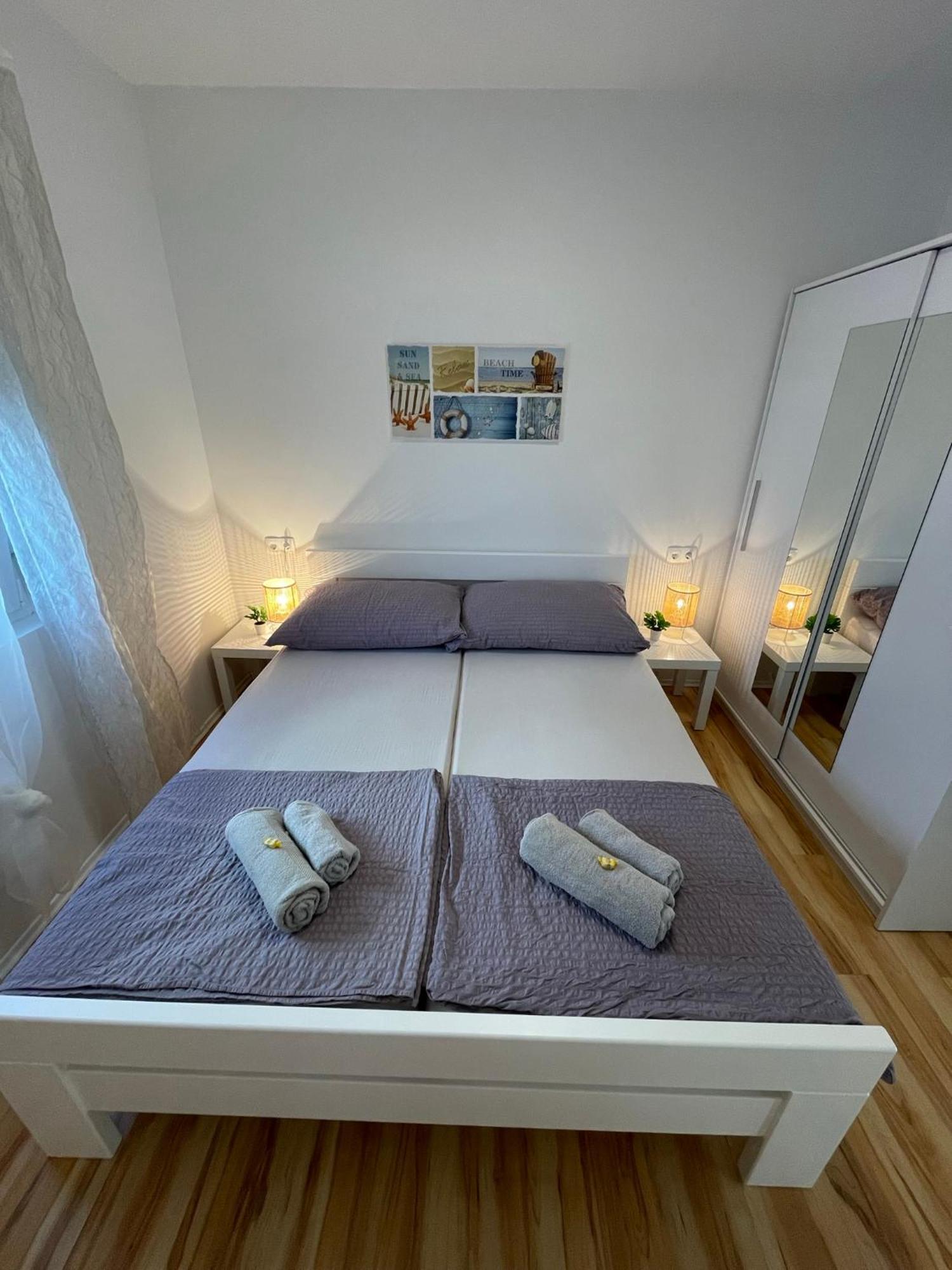 Apartmenthouse Ines Vir Zewnętrze zdjęcie